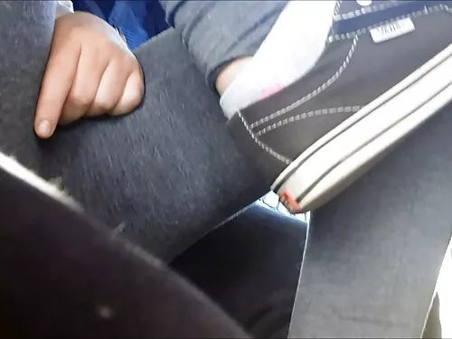 Зрял мъж твърдо блъс ...