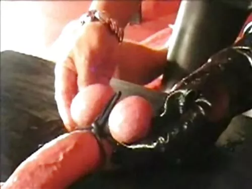 Виктория се надува о ...