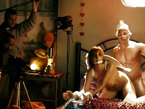 Кльощава сладурана е ...