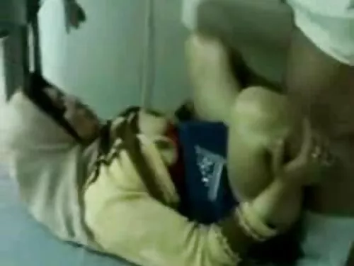 Старо момиче и черен ...