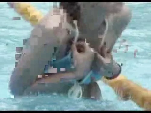 Злоупотреба с еротич ...