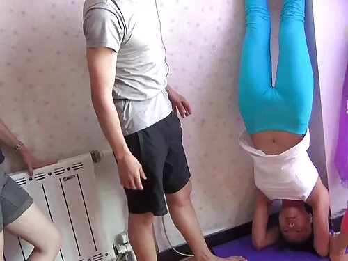 Младите руски студен ...