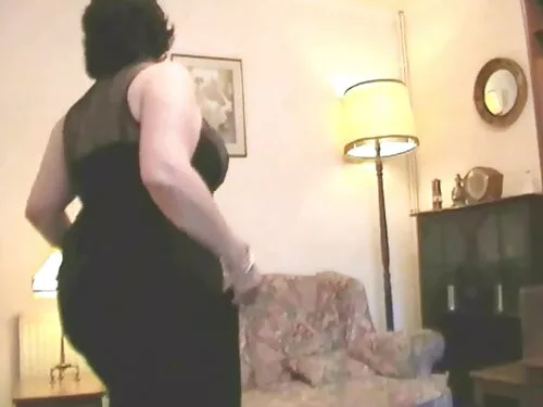 Очарователна млада т ...